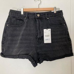 NWT Black Zara Mom Denim Short 46